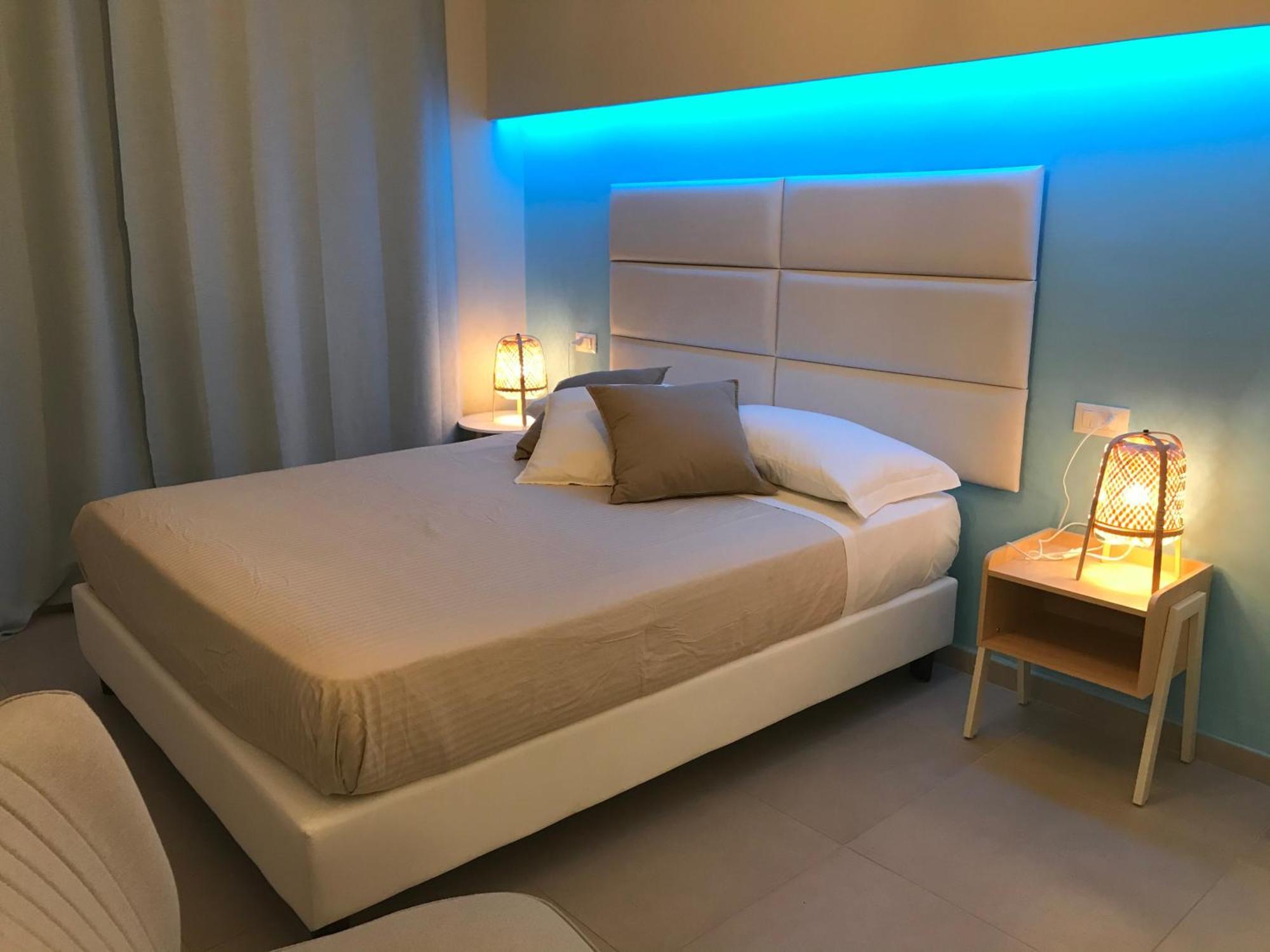 Esmeralda'S Rooms Porto San Paolo  Kültér fotó