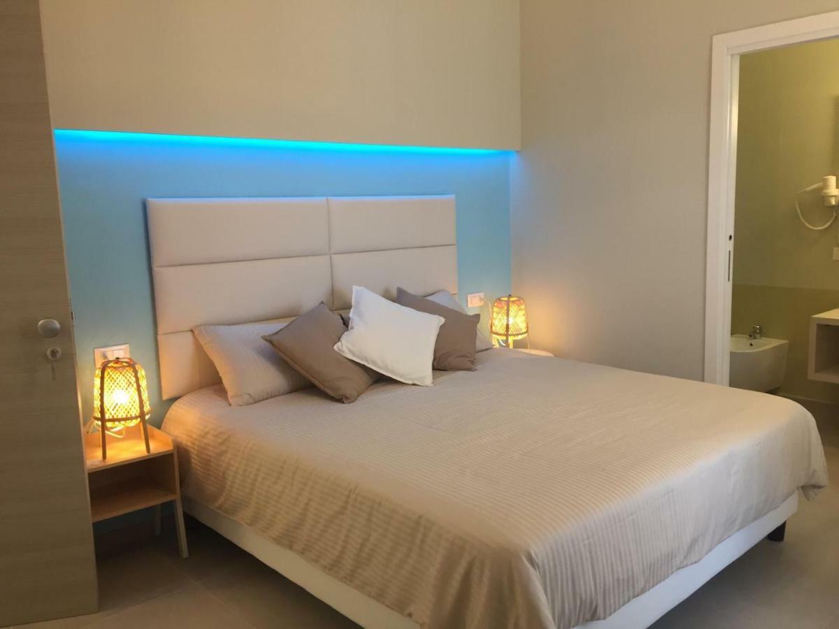 Esmeralda'S Rooms Porto San Paolo  Kültér fotó