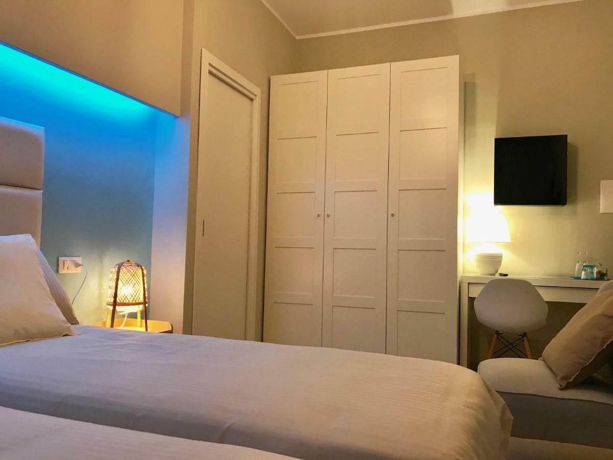 Esmeralda'S Rooms Porto San Paolo  Kültér fotó