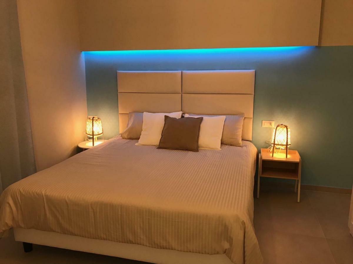 Esmeralda'S Rooms Porto San Paolo  Kültér fotó