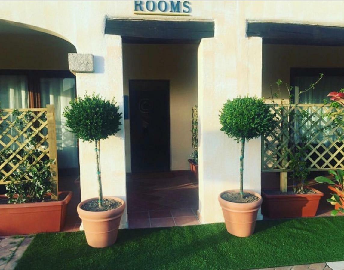 Esmeralda'S Rooms Porto San Paolo  Kültér fotó